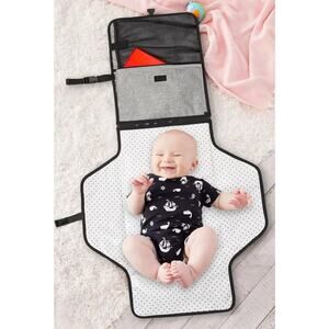 Skip Hop Pronto Baby Changing Station & Diaper Clutch